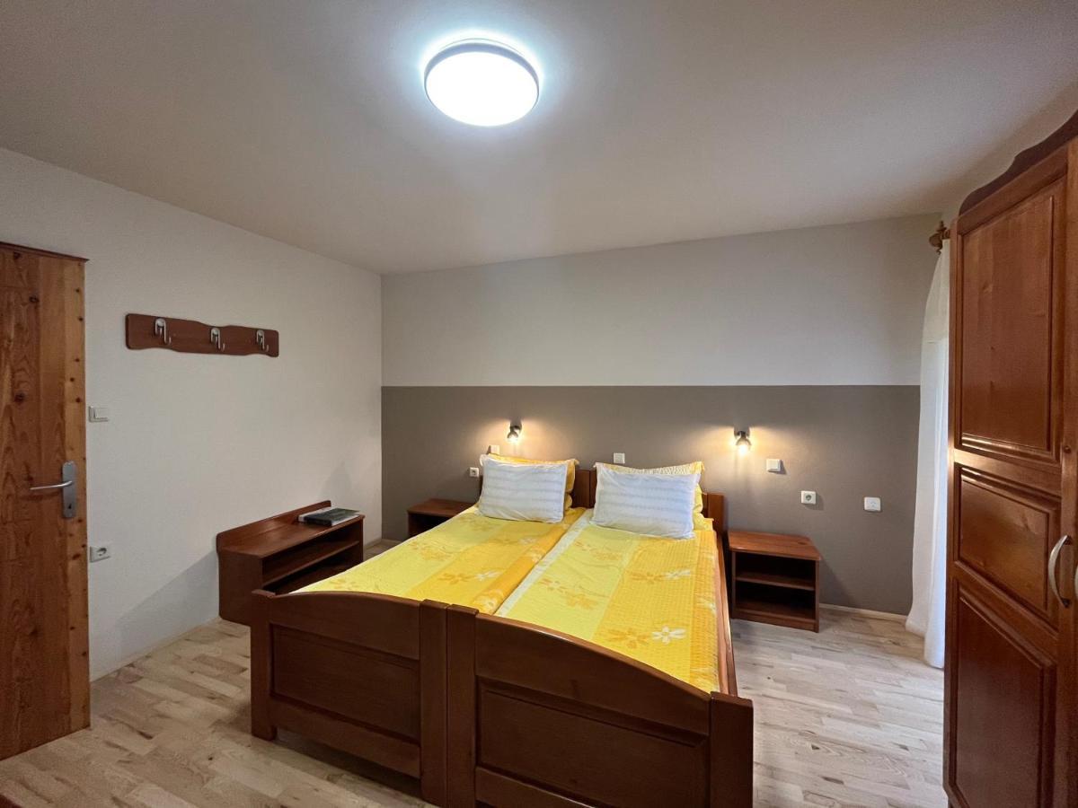Na Logu - Farm Stay Ambroz Gregorc Solcava Ngoại thất bức ảnh